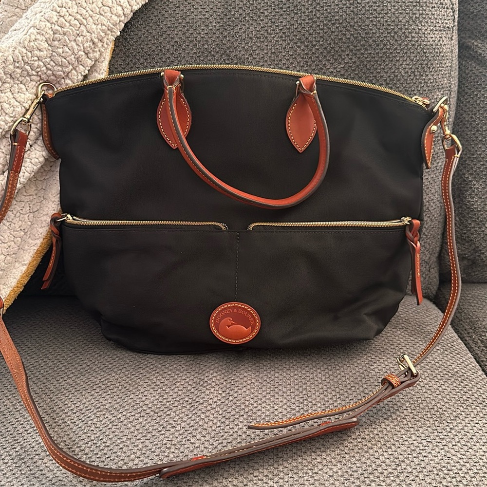 Dooney & Bourke crossbody bag